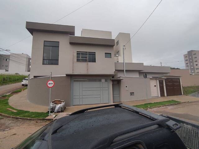 #2908 - Casa para Venda em Pouso Alegre - MG