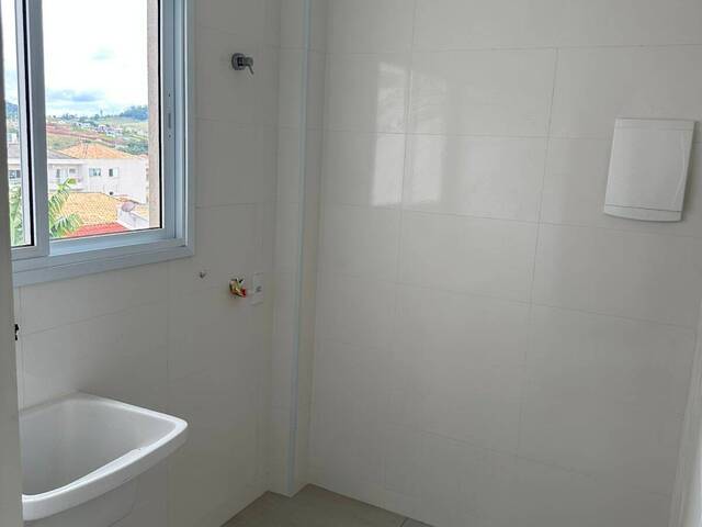 #3452 - Apartamento para Venda em Pouso Alegre - MG - 3