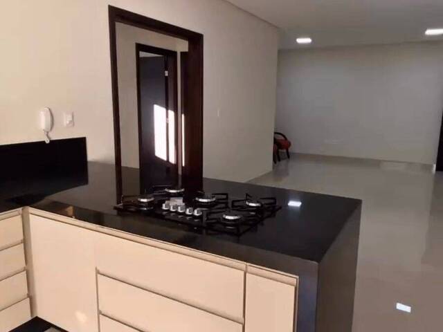 #3489 - Apartamento para Venda em Pouso Alegre - MG - 3
