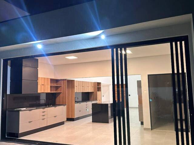 Venda em Bairro Asturias - Pouso Alegre