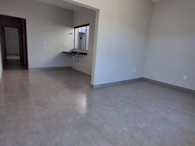 Casa para Venda em Pouso Alegre - 3
