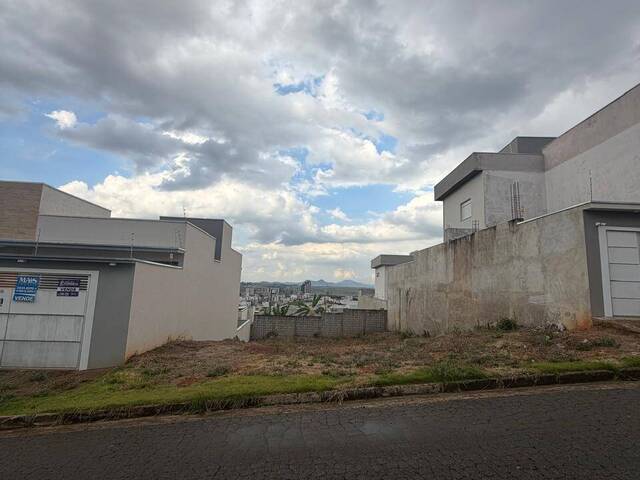 Área para Venda em Pouso Alegre - 4