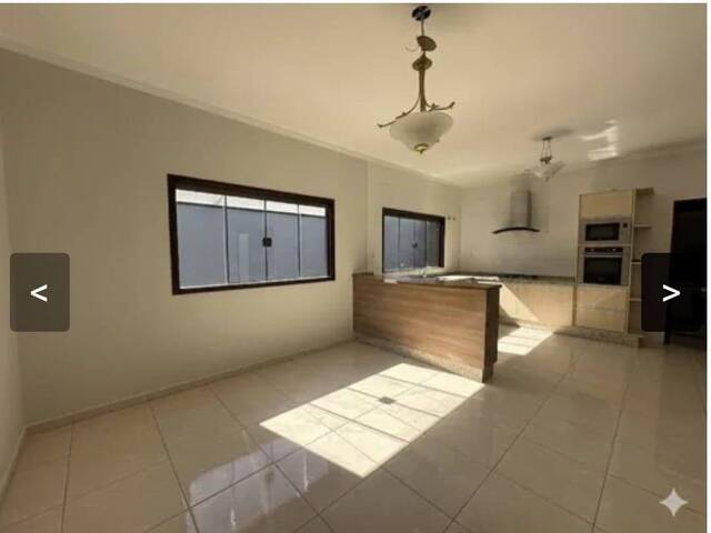 Casa para Venda em Pouso Alegre - 5