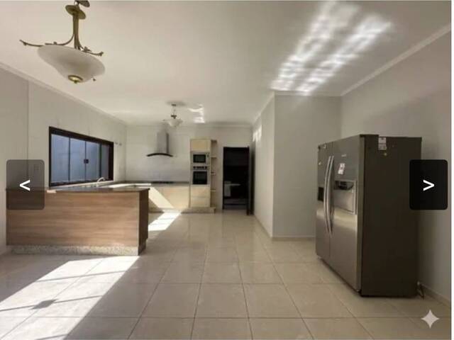 Casa para Venda em Pouso Alegre - 2
