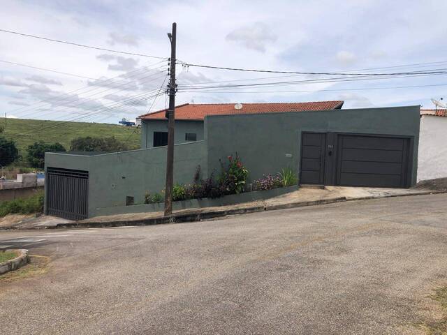 Casa para Venda em Pouso Alegre - 2
