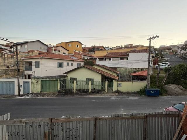 Apartamento para Venda em Pouso Alegre - 3