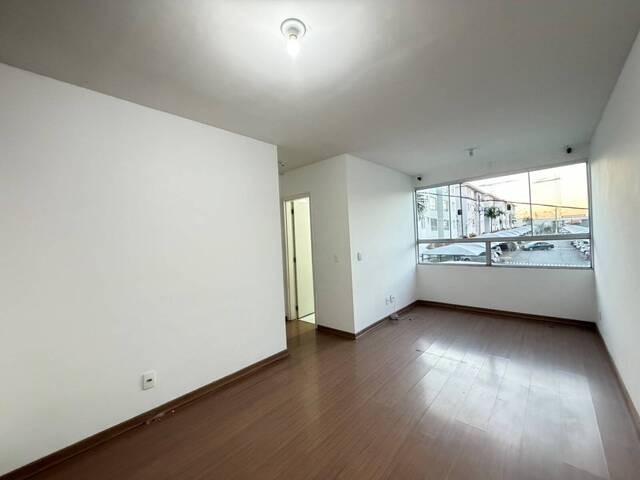 Apartamento para Venda em Pouso Alegre - 2