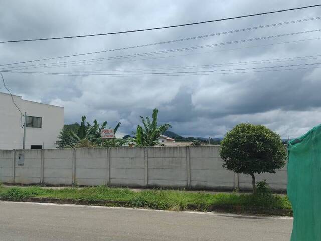 Venda em Buritis - Pouso Alegre