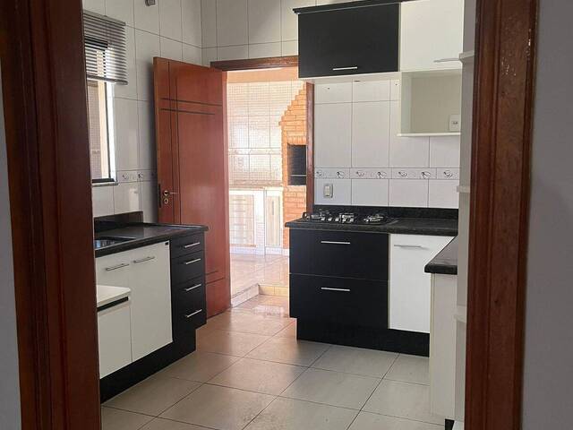 #3714 - Casa para Venda em Pouso Alegre - MG