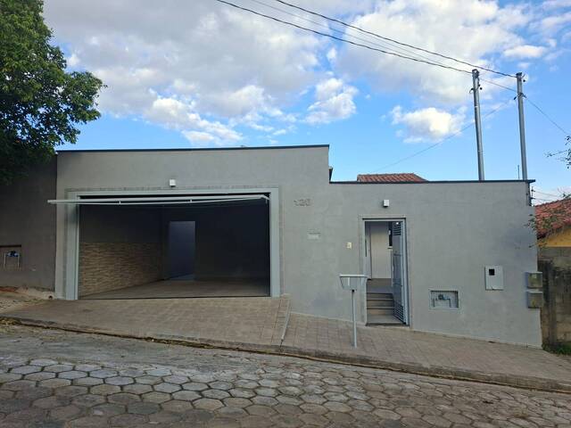 #3765 - Casa para Venda em Pouso Alegre - MG - 1