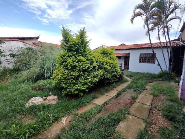 #3810 - Casa para Venda em Pouso Alegre - MG - 1